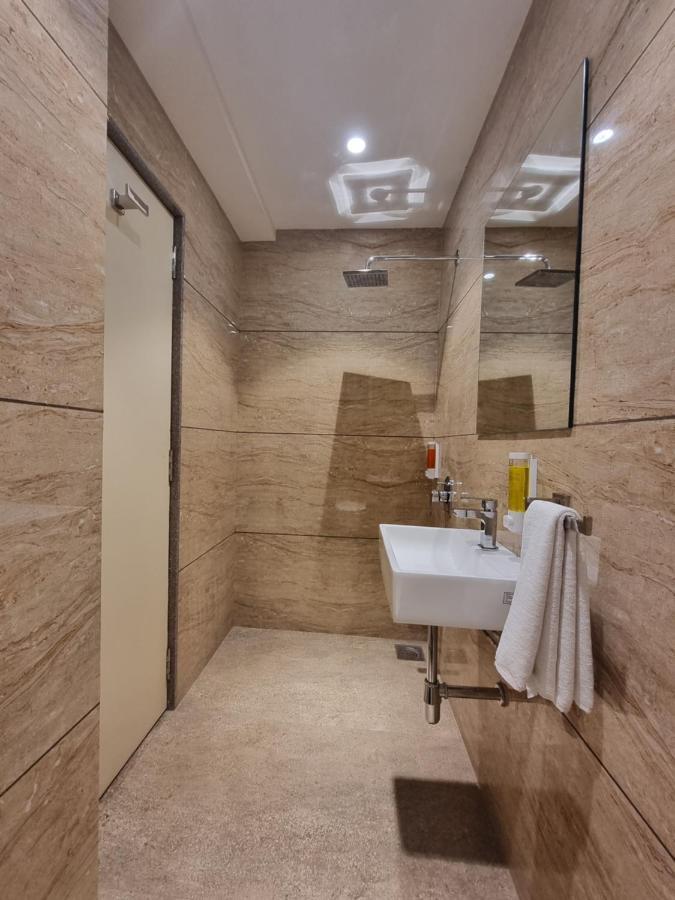 Hotel El Magnifico Σουράτ Εξωτερικό φωτογραφία