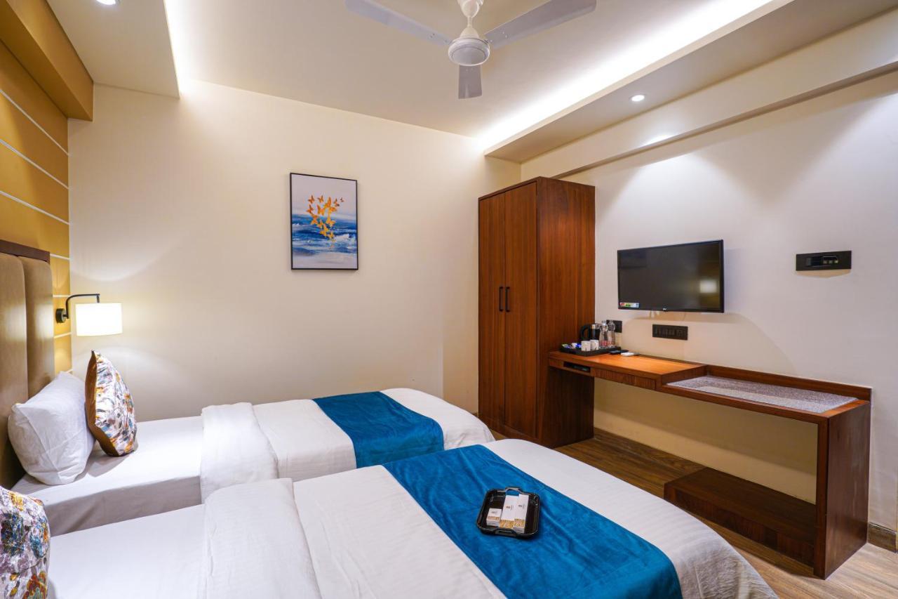 Hotel El Magnifico Σουράτ Εξωτερικό φωτογραφία