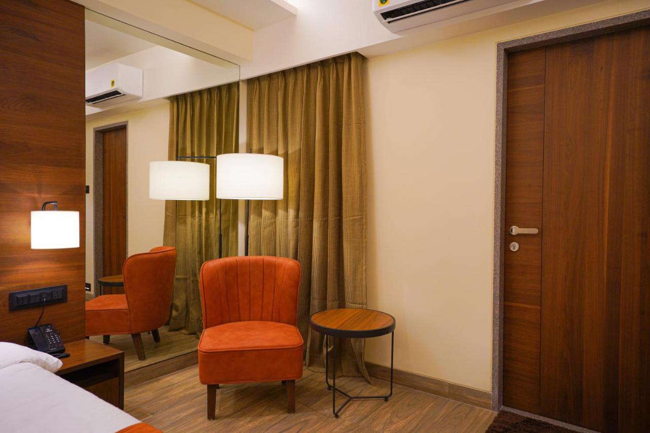 Hotel El Magnifico Σουράτ Εξωτερικό φωτογραφία