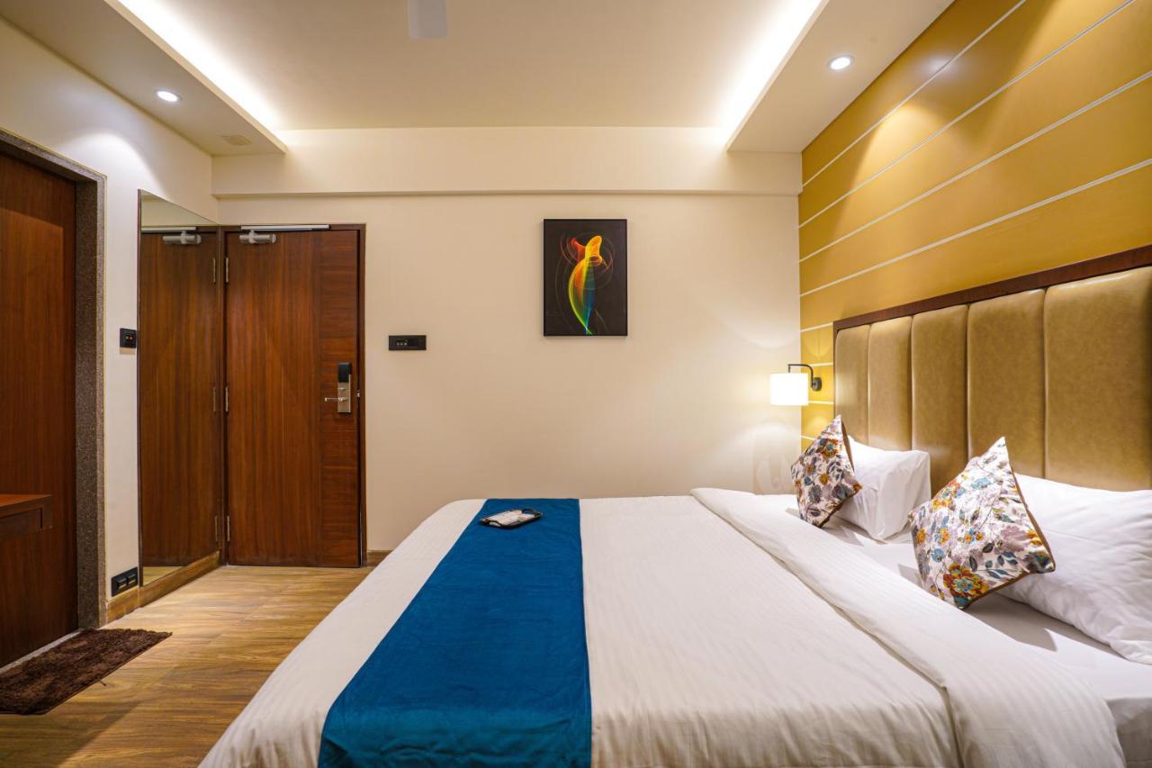 Hotel El Magnifico Σουράτ Εξωτερικό φωτογραφία