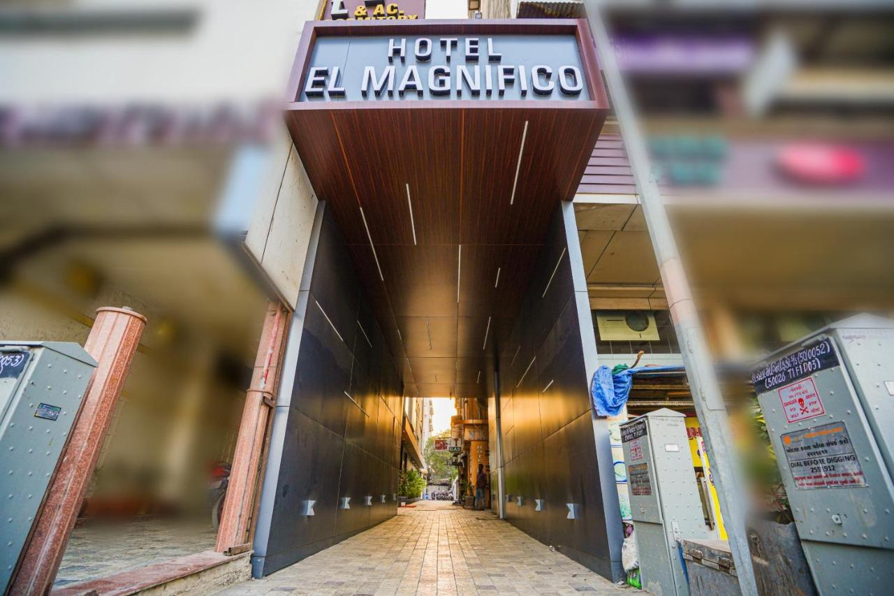 Hotel El Magnifico Σουράτ Εξωτερικό φωτογραφία